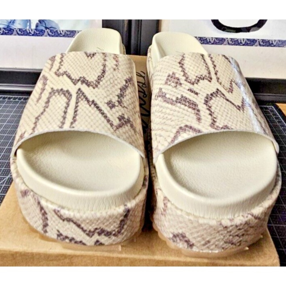 Matisse Hideaway Natural Snake Leather 9 M